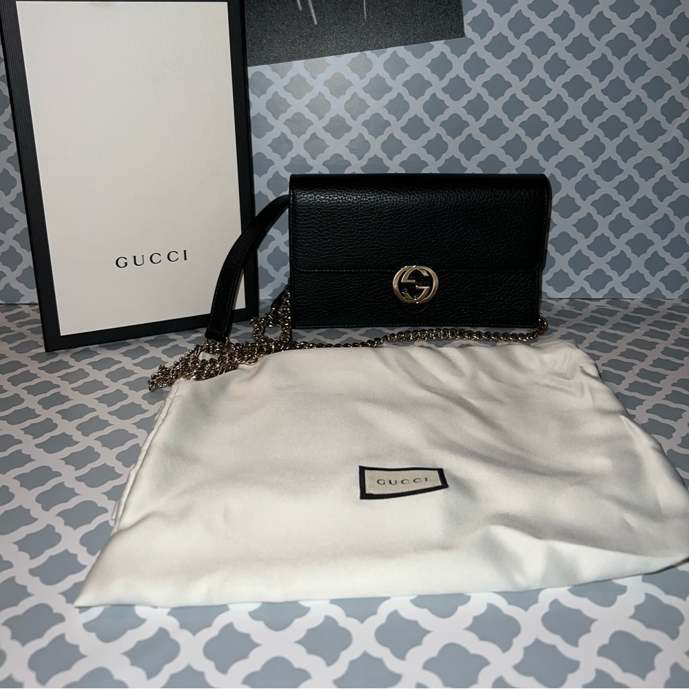 Chain Wallet Dollar Calfskin Interlocking G Black Leather Cross Body Bag